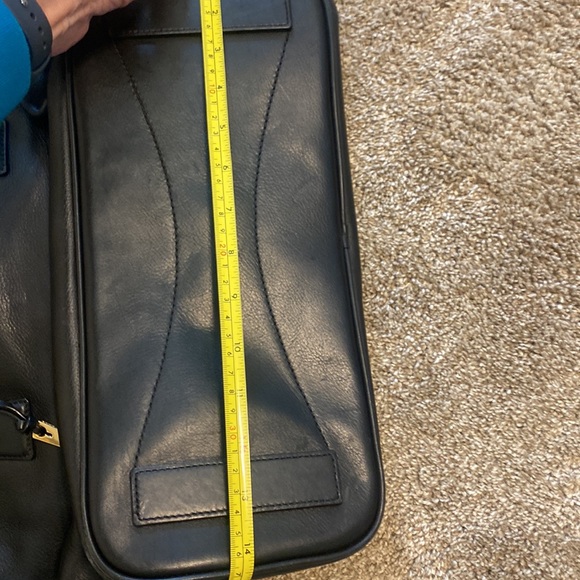 Cole Haan women’s large black leather tote NWT - Picture 11 of 14